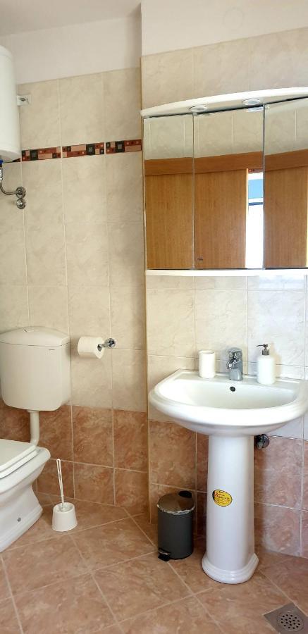Apartments And Room Vela Senj  Exterior foto